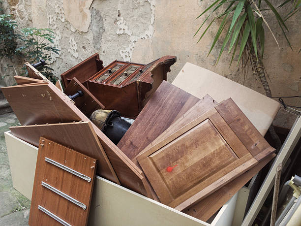 Best Yard Waste Removal  in Walls, MS
